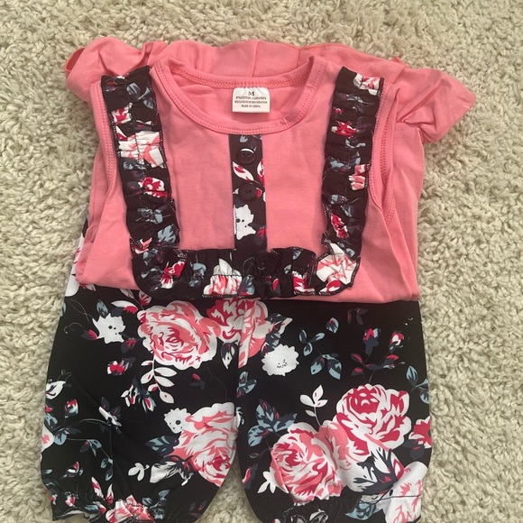 GIRLS 2 PIECE BOUTIQUE SHORT SET NIP SIZE M - Picture 12 of 14